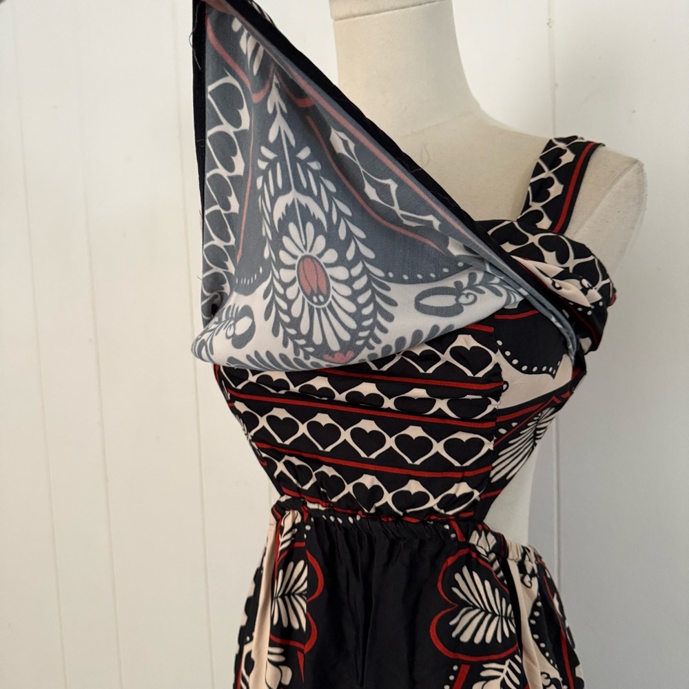 FARM Rio Macacao Passion Scarf Print Open-Back Jumpsuit Size XS Hearts Combo - Picture 5 of 12